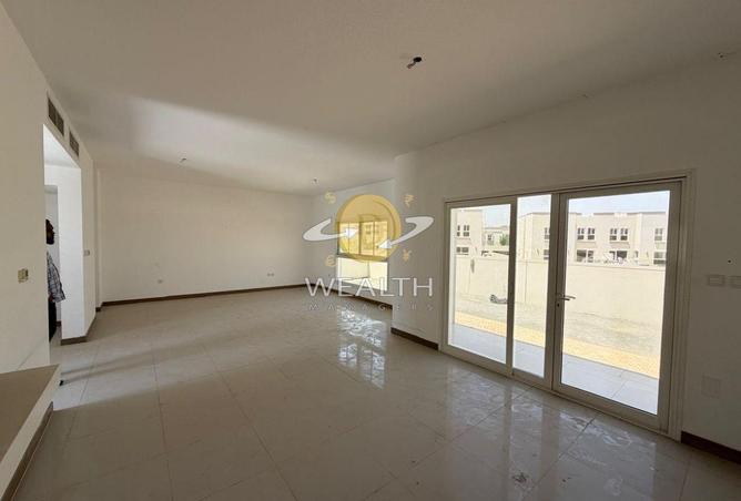97367473 - Property Image 3