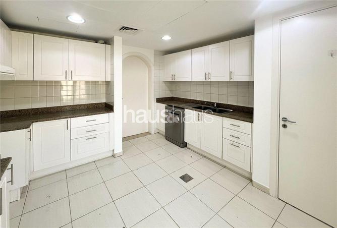 103263860 - Property Image 3