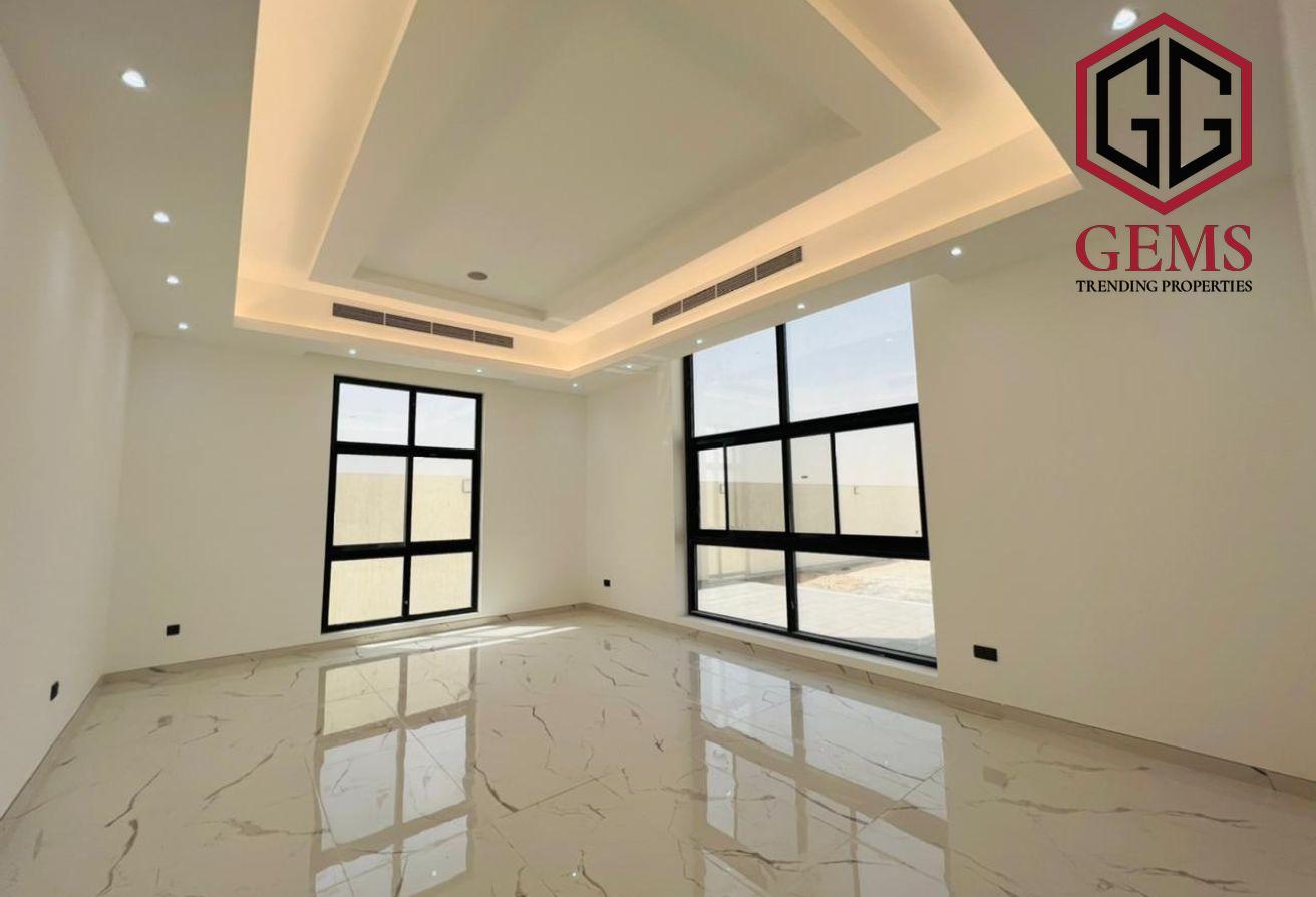 ELEGANT | HIGH-END | SERVANT BLOCK | GARDEN AREA photo 4