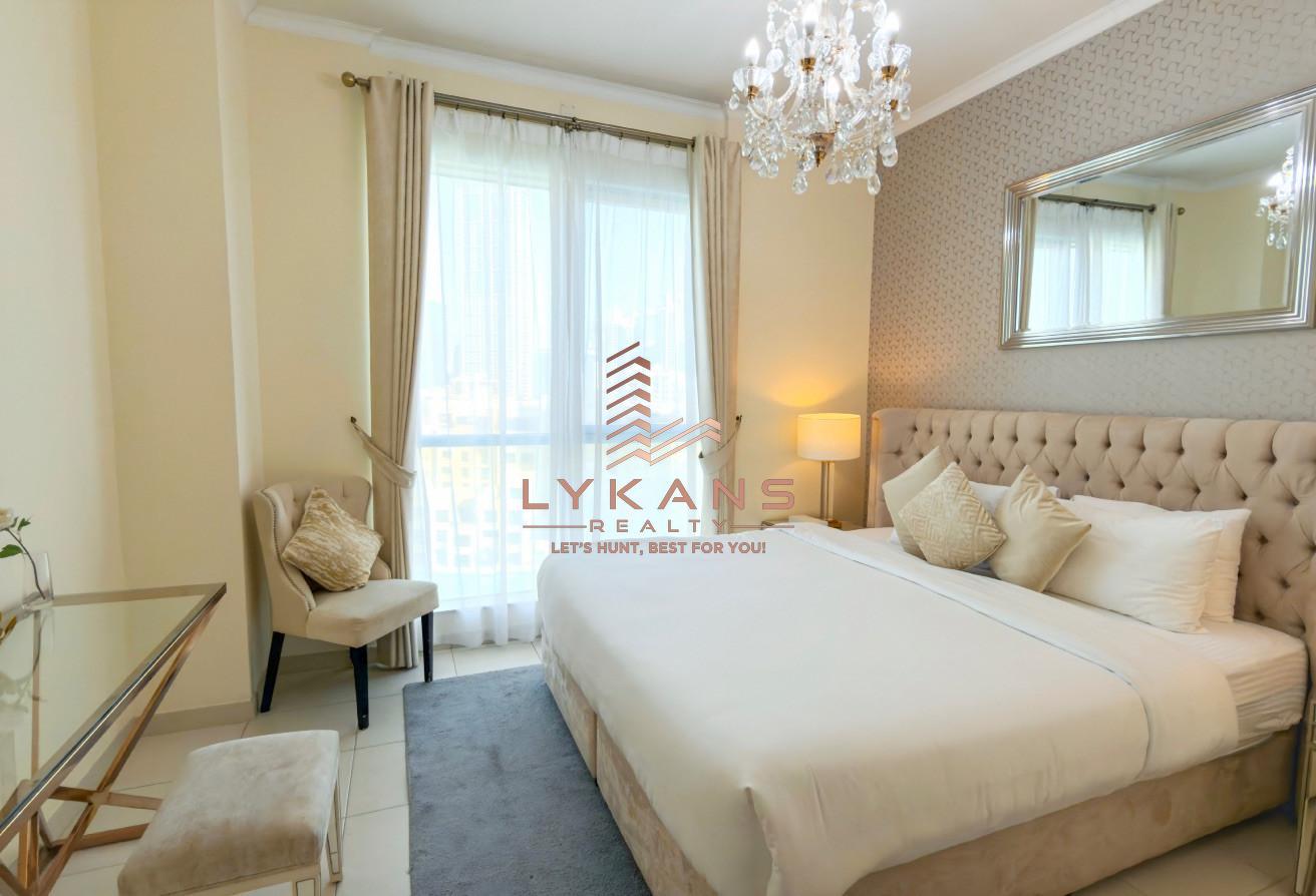 Burj Khalifa & Dubai Fountain View | Furnished photo 11