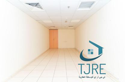 Office Space - Studio - 1 Bathroom for rent in Fortune Executive - JLT Cluster T - Jumeirah Lake Towers - Dubai