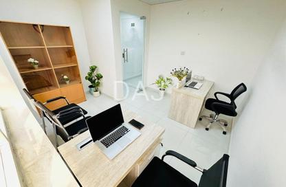 Office Space - Studio - 1 for rent in Silver Home Building - Hor Al Anz - Deira - Dubai Office Space - Studio - 1 for rent in Silver Home Building - Hor Al Anz - Deira - Dubai