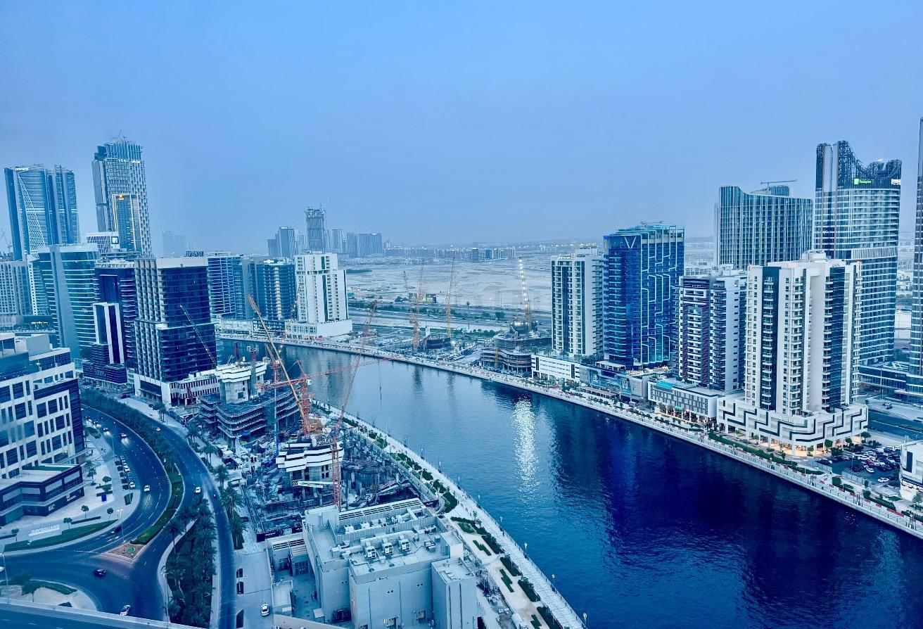 Fully Furnished | High Floor | Canal view photo 18