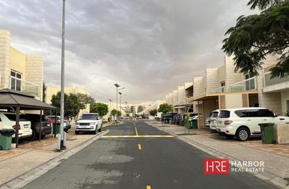 تاون هاوس - 3 غرف نوم - 4 حمامات للبيع في قريه ورسان  بلوك ج - قرية ورسان - المدينة العالمية - دبي