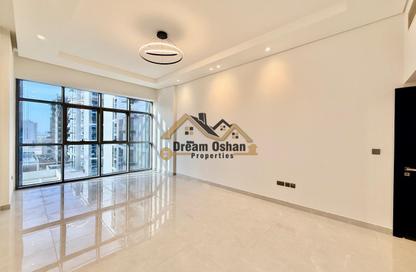 Apartment - 2 - 3 for rent in Burj Ghaya - Al Jaddaf - Dubai Apartment - 2 - 3 for rent in Burj Ghaya - Al Jaddaf - Dubai