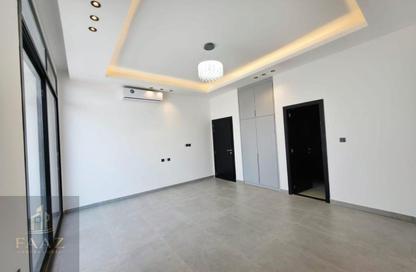 Villa - 5 - 7 for rent in Al Zahya - Ajman