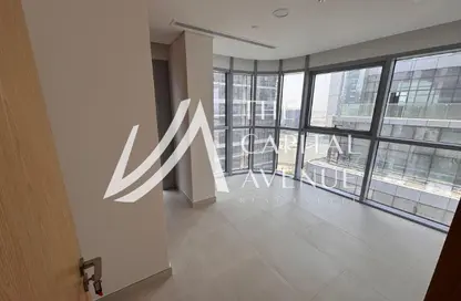 شقة - 2 غرف نوم - 3 حمامات للايجار في راديانت سكوير - مدينة الأضواء - جزيرة الريم - أبوظبي