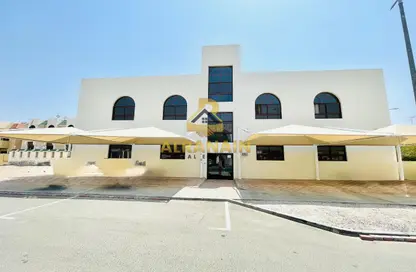 شقة - 3 غرف نوم - 4 حمامات للايجار في الرويكة - المويجي - العين