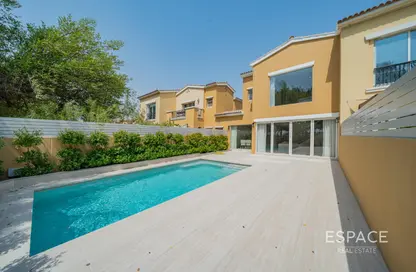 Villa - 2 Bedrooms - 4 Bathrooms for sale in Palmera 2 - Palmera - Arabian Ranches - Dubai