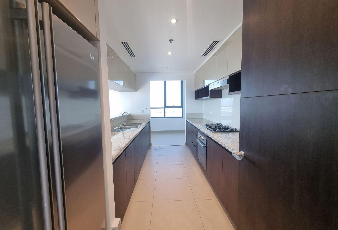 QUALITY STANDARD|CLASSY LIVING|LOCATION!!! photo 4