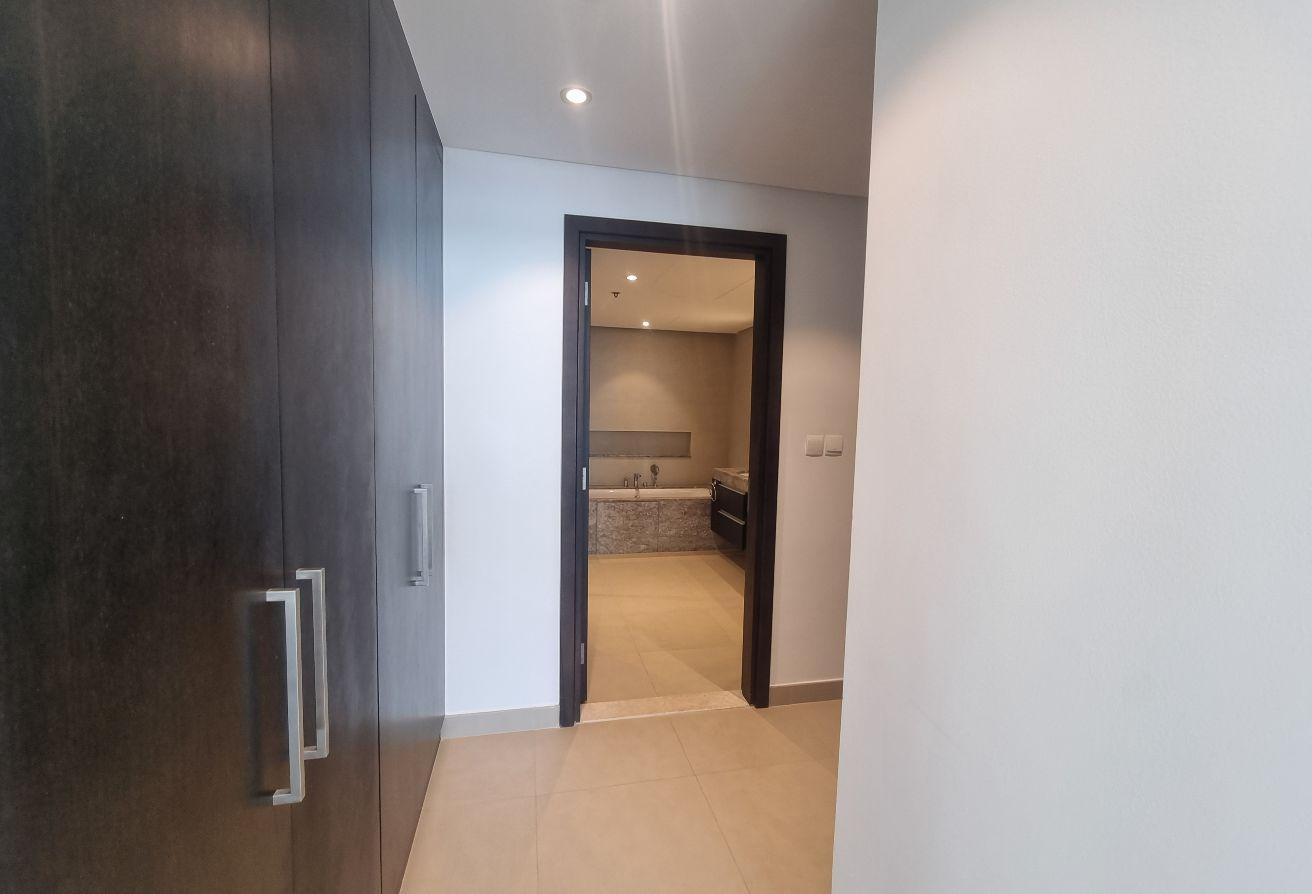 QUALITY STANDARD|CLASSY LIVING|LOCATION!!! photo 8