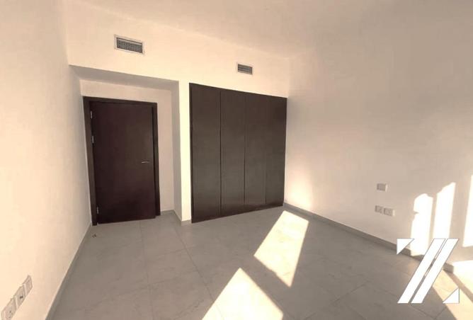106838250 - صورة العقار 3