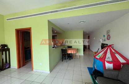Apartment - 2 - 2 for rent in Al Dhafra 1 - Al Dhafra - Greens - Dubai Apartment - 2 - 2 for rent in Al Dhafra 1 - Al Dhafra - Greens - Dubai