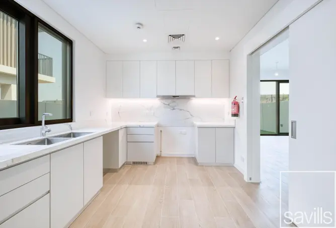 160098349 - Property Image 3
