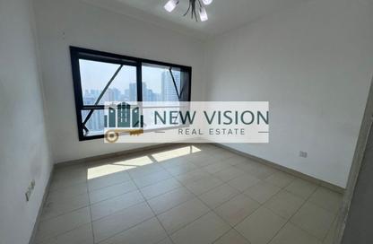 Apartment - 3 Bedrooms - 5 Bathrooms for rent in Al Khan Corniche - Al Khan - Sharjah