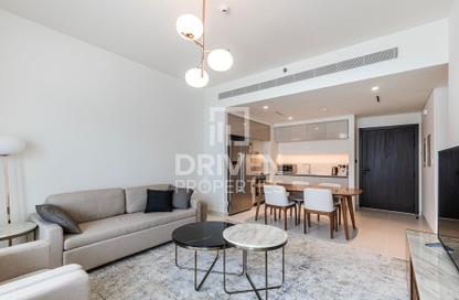 شقة - 2 غرف نوم - 2 حمامات للايجار في برج Marina Vista 1 - مارينا فيستا - إعمار بيتشفرونت - دبي هاربور - دبي