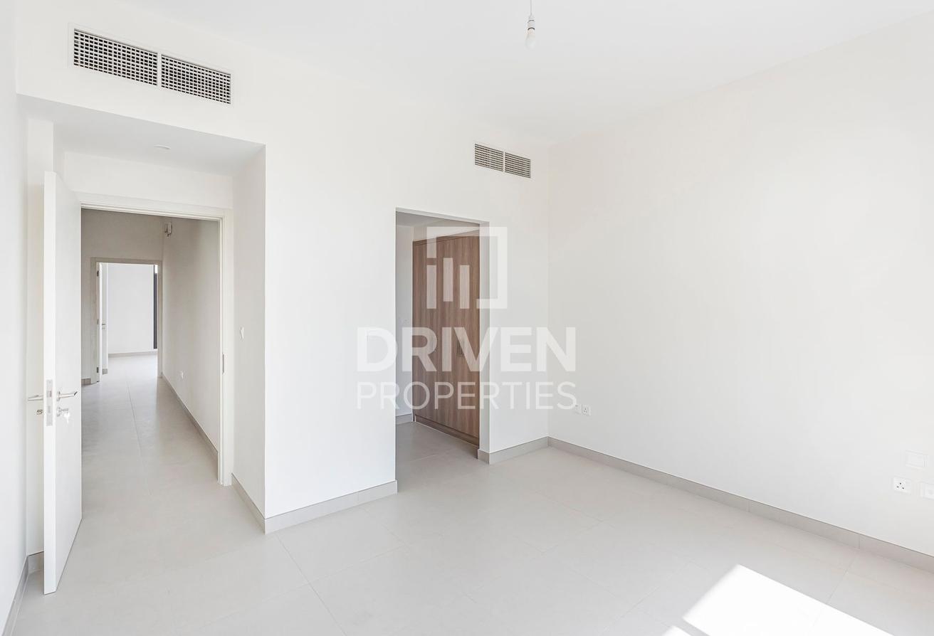 Spacious Family Villa | Corner | Beachfront photo 12