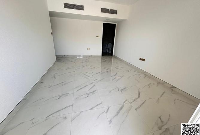 96966477 - Property Image 2