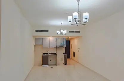 Apartment - 1 Bathroom for rent in Golden Homes Building - District 15 - Jumeirah Village Circle - Dubai