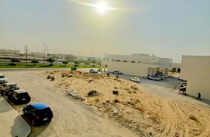 Apartment - 1 - 2 for rent in Hoshi 2 - Hoshi - Al Badie - Sharjah