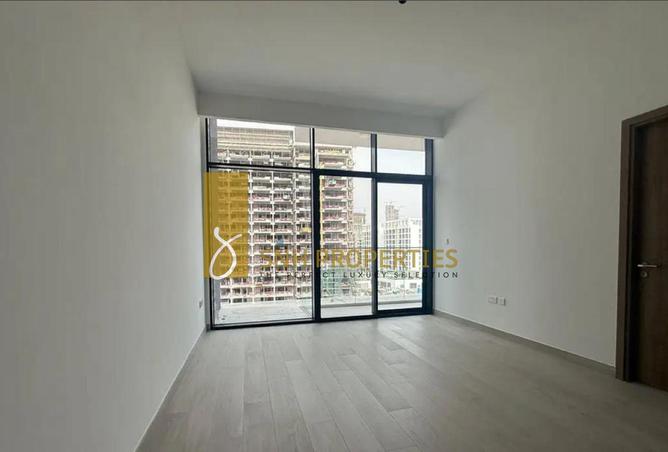 94009413 - Property Image 3