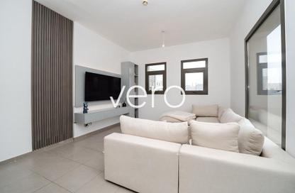 Apartment - 3 Bedrooms - 3 Bathrooms for sale in Zahra Apartments 2B - Zahra Apartments 2 - Zahra Apartments - Town Square - Dubai Apartment - 3 Bedrooms - 3 Bathrooms for sale in Zahra Apartments 2B - Zahra Apartments 2 - Zahra Apartments - Town Square - Dubai