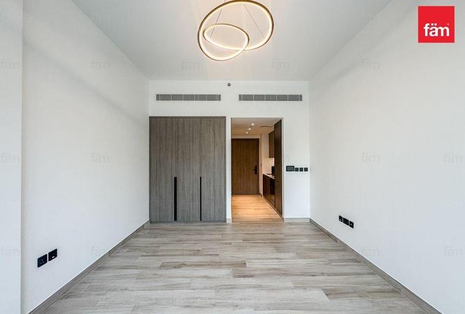 94011035 - Property Image 3
