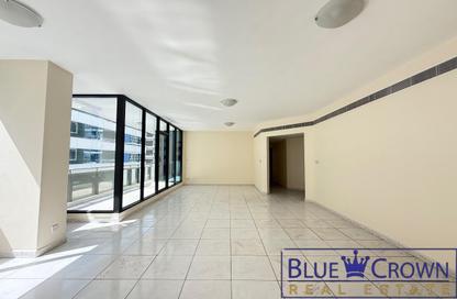 Apartment - 3 Bedrooms - 4 Bathrooms for rent in Golden Sands 7 - Al Mankhool - Bur Dubai - Dubai
