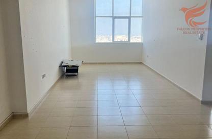 Apartment - 1 - 1 for rent in Union Tower - Al Seer - Ras Al Khaimah