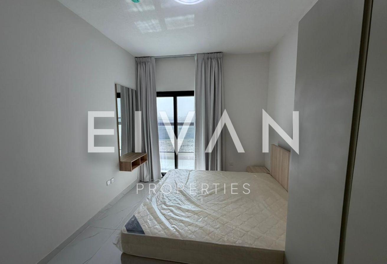 Near Metro Station | Brand New 1BR | High Floor photo 4