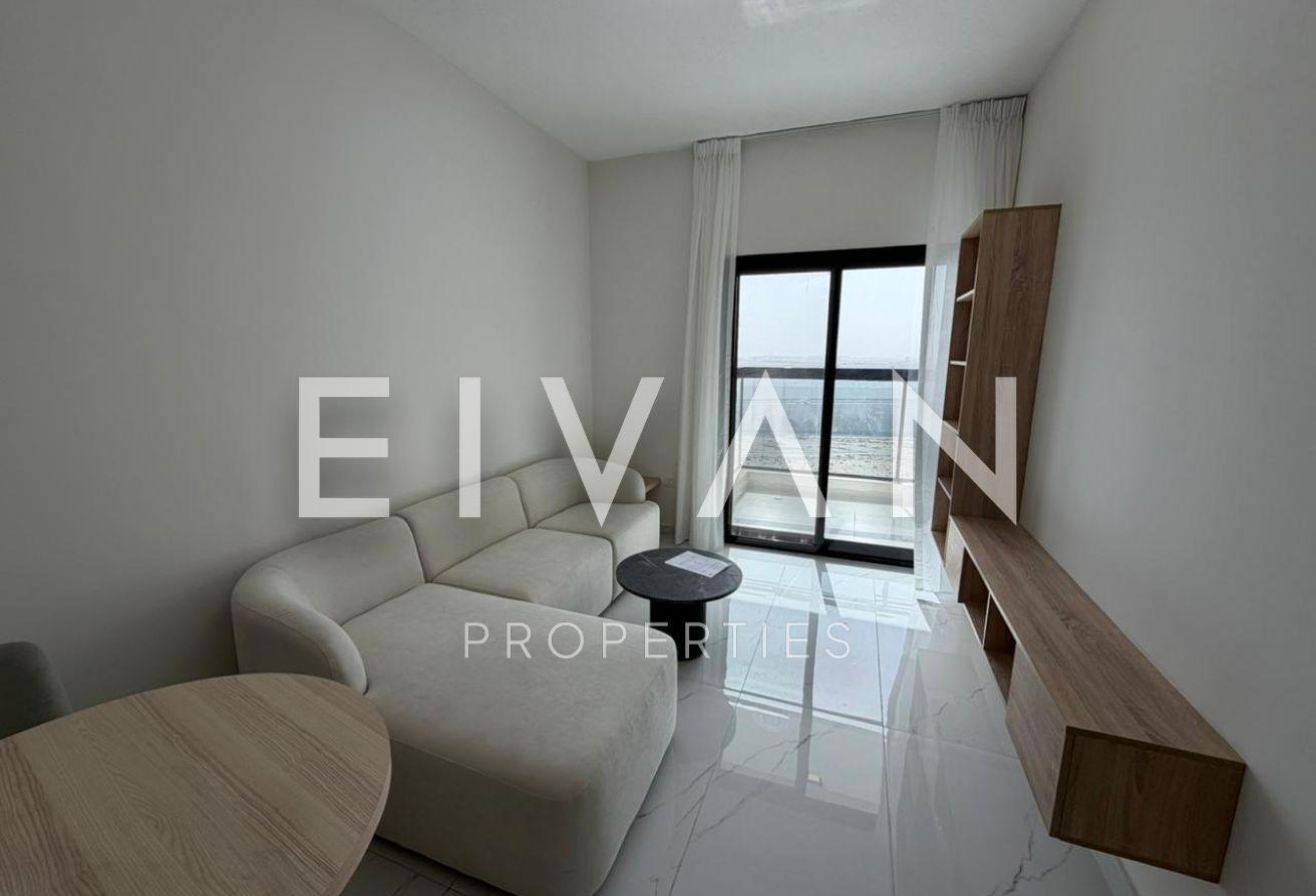 Near Metro Station | Brand New 1BR | High Floor photo 2