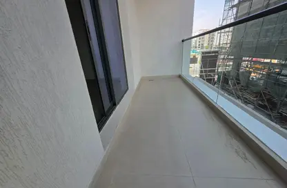 Apartment - 1 Bedroom - 2 Bathrooms for rent in Queue Point - Liwan - Dubai Land - Dubai