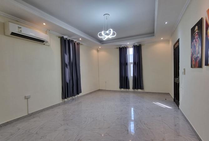 126083945 - Property Image 3