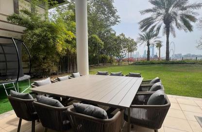 Villa - 5 Bedrooms - 7 Bathrooms for sale in Royal Residences Jumeirah Zabeel Saray - The Crescent - Palm Jumeirah - Dubai
