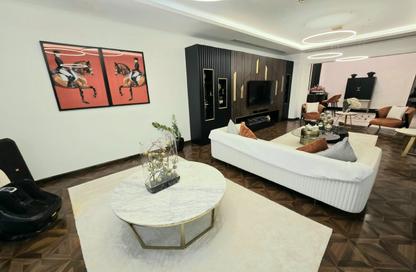 Villa - 5 Bedrooms - 7 Bathrooms for sale in Royal Residences Jumeirah Zabeel Saray - The Crescent - Palm Jumeirah - Dubai Villa - 5 Bedrooms - 7 Bathrooms for sale in Royal Residences Jumeirah Zabeel Saray - The Crescent - Palm Jumeirah - Dubai