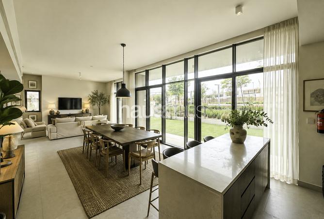 141920003 - Property Image 2