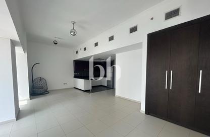 Apartment - Studio - 1 for rent in Cayan Tower - Dubai Marina - Dubai