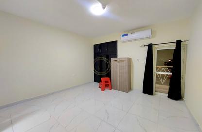 Office Space - Studio - 1 Bathroom for rent in Central District - Al Ain