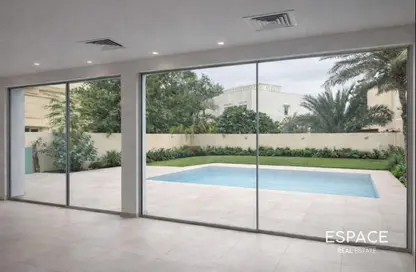 Villa - 4 Bedrooms - 4 Bathrooms for rent in Meadows 9 - Meadows - Dubai
