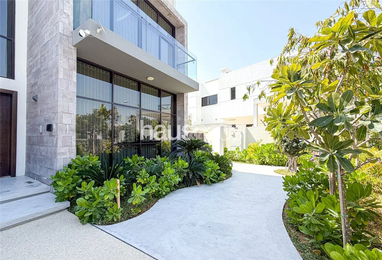 115913530 - Property Main Image