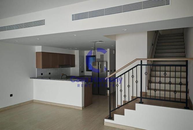 53574232 - Property Image 2