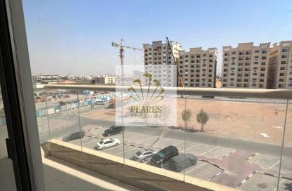 Apartment - 2 Bedrooms - 1 Bathroom for sale in Al Amira Village - Al Yasmeen - Ajman