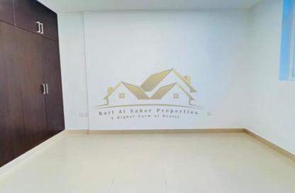 Apartment - 1 Bedroom - 2 Bathrooms for rent in Jumeirah Garden City - Al Satwa - Dubai