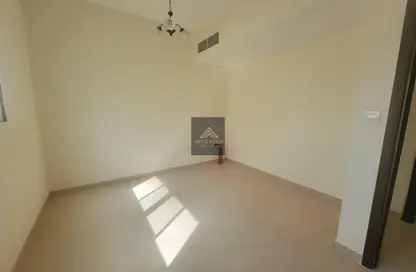 شقة - غرفة نوم - 1 حمام للايجار في سراب 2 - الجادة - الشارقة