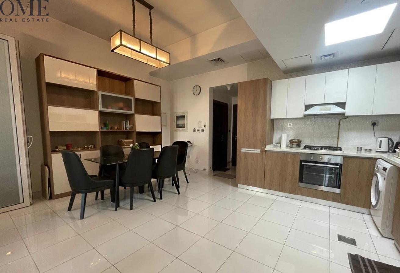 High Floor | 1BR Convertible to 2BR | Near Metro photo 4