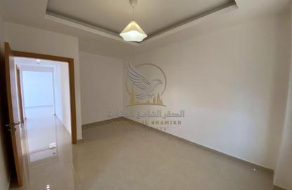 Apartment - 2 - 3 for rent in Al Jurf 3 - Al Jurf - Ajman