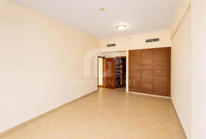 71912339 - Property Image 2
