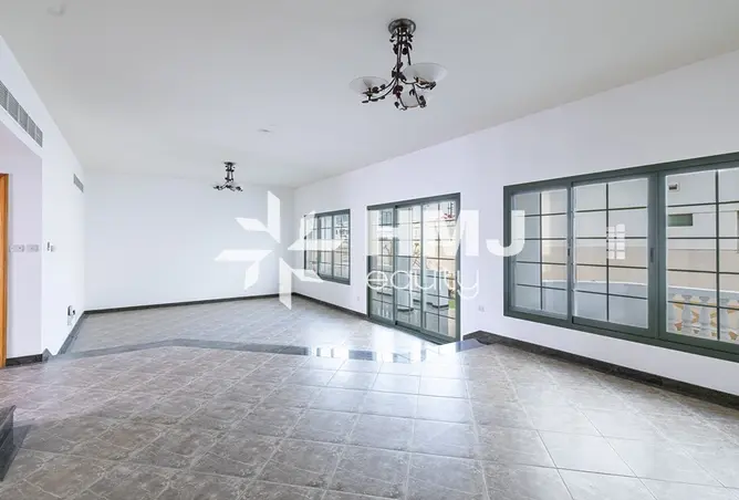 160081939 - Property Image 3