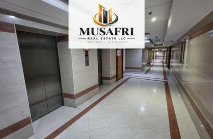 Apartment - 1 - 1 for rent in Al Hafeet Tower 7 - Al Nahda - Sharjah Apartment - 1 - 1 for rent in Al Hafeet Tower 7 - Al Nahda - Sharjah