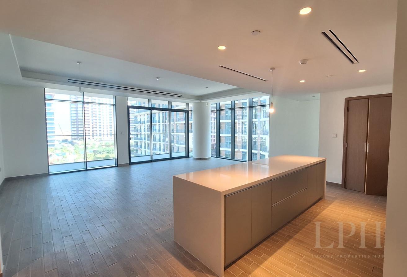 Corner Unit | Ready to Move | 3 Bed + Maids photo 4
